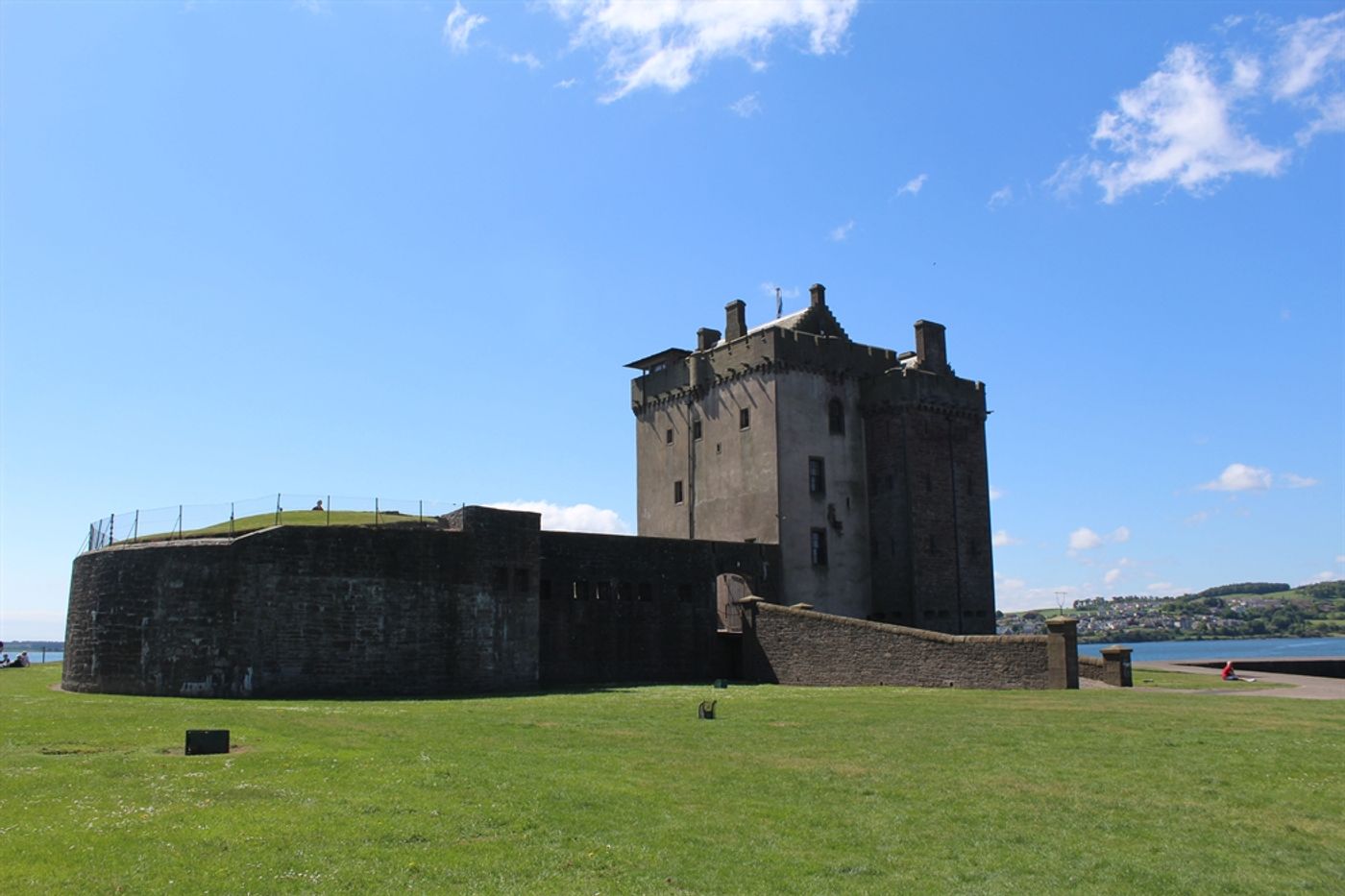 Broughty Castle today: the restored tower and its curtain walls on a sunny day